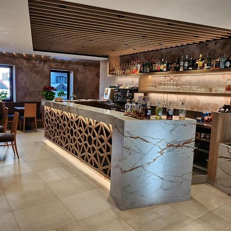 אנדלו Hotel Majorka מראה חיצוני תמונה