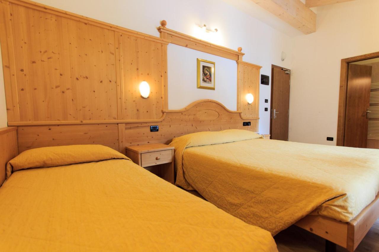 אנדלו Hotel Majorka מראה חיצוני תמונה