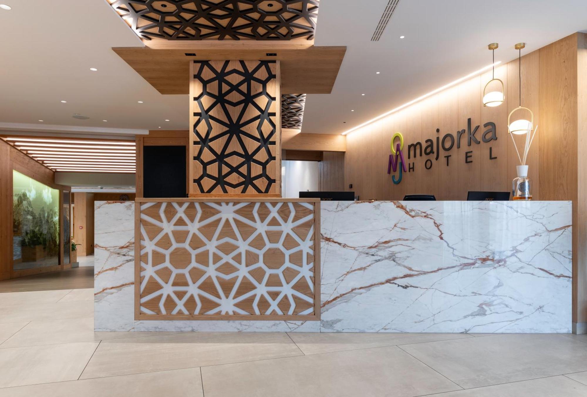 אנדלו Hotel Majorka מראה חיצוני תמונה