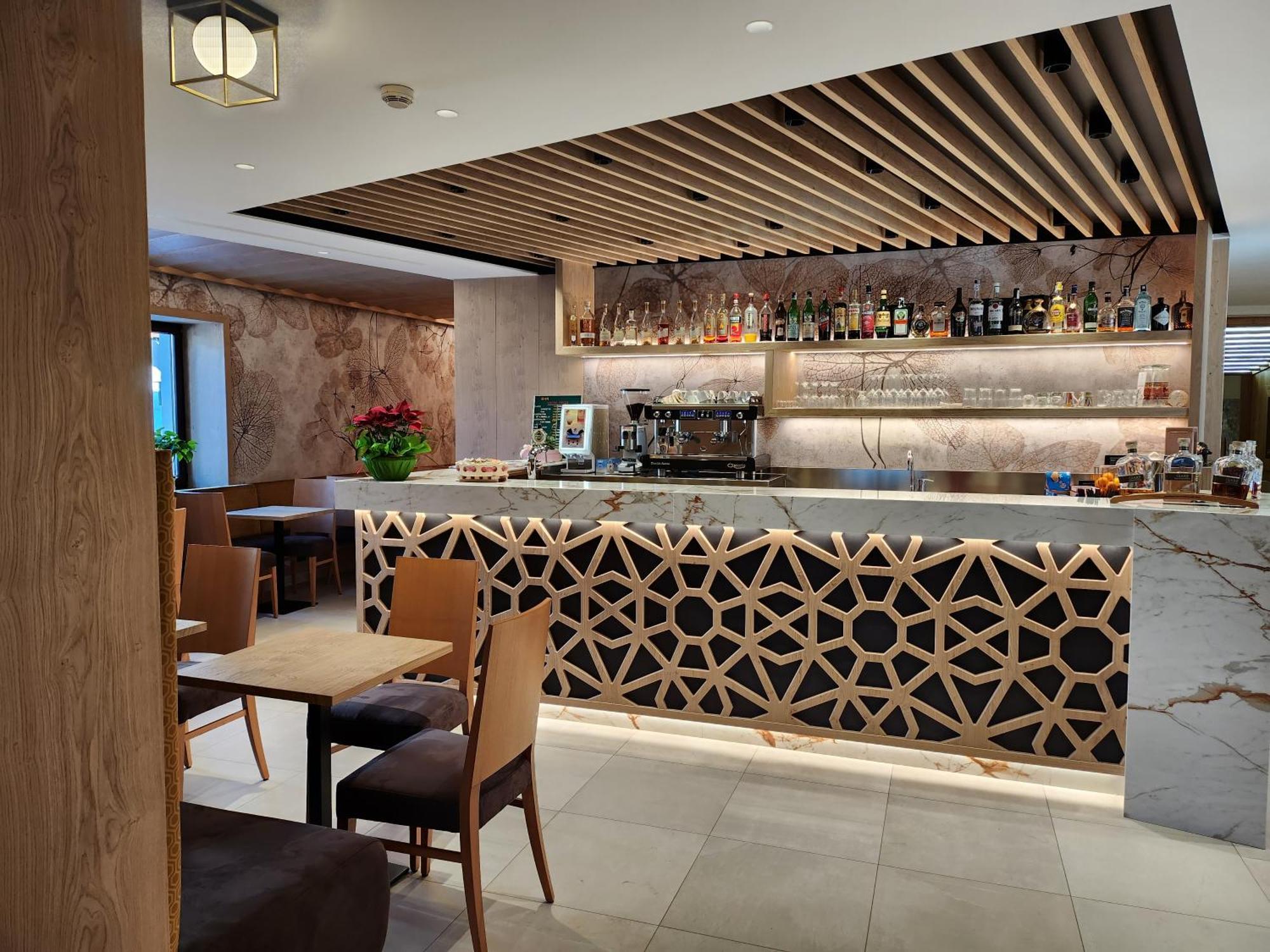 אנדלו Hotel Majorka מראה חיצוני תמונה