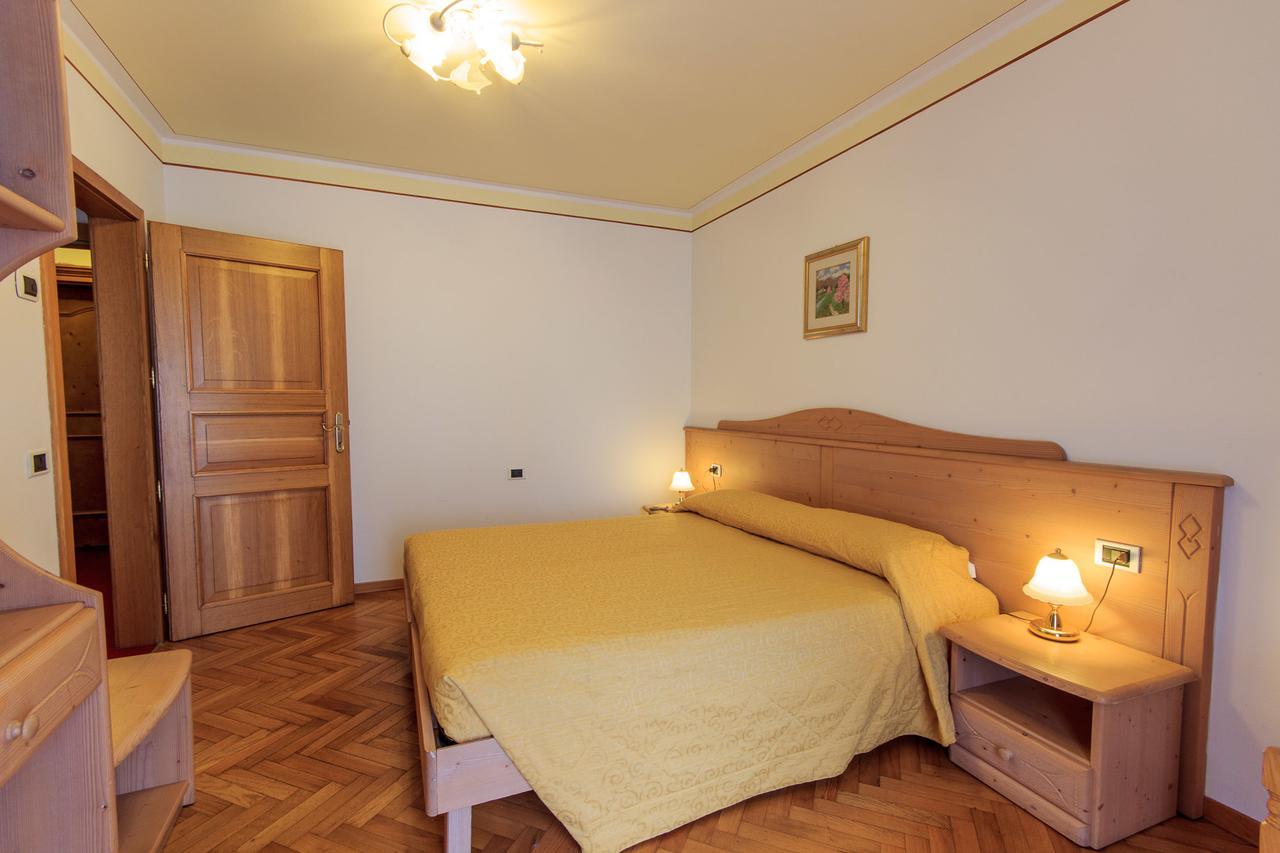 אנדלו Hotel Majorka מראה חיצוני תמונה