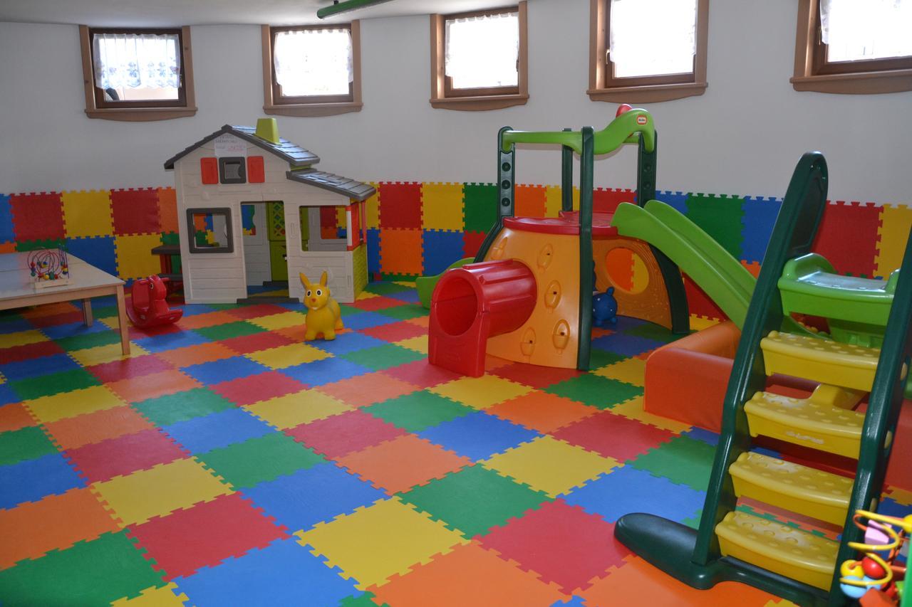 אנדלו Hotel Majorka מראה חיצוני תמונה