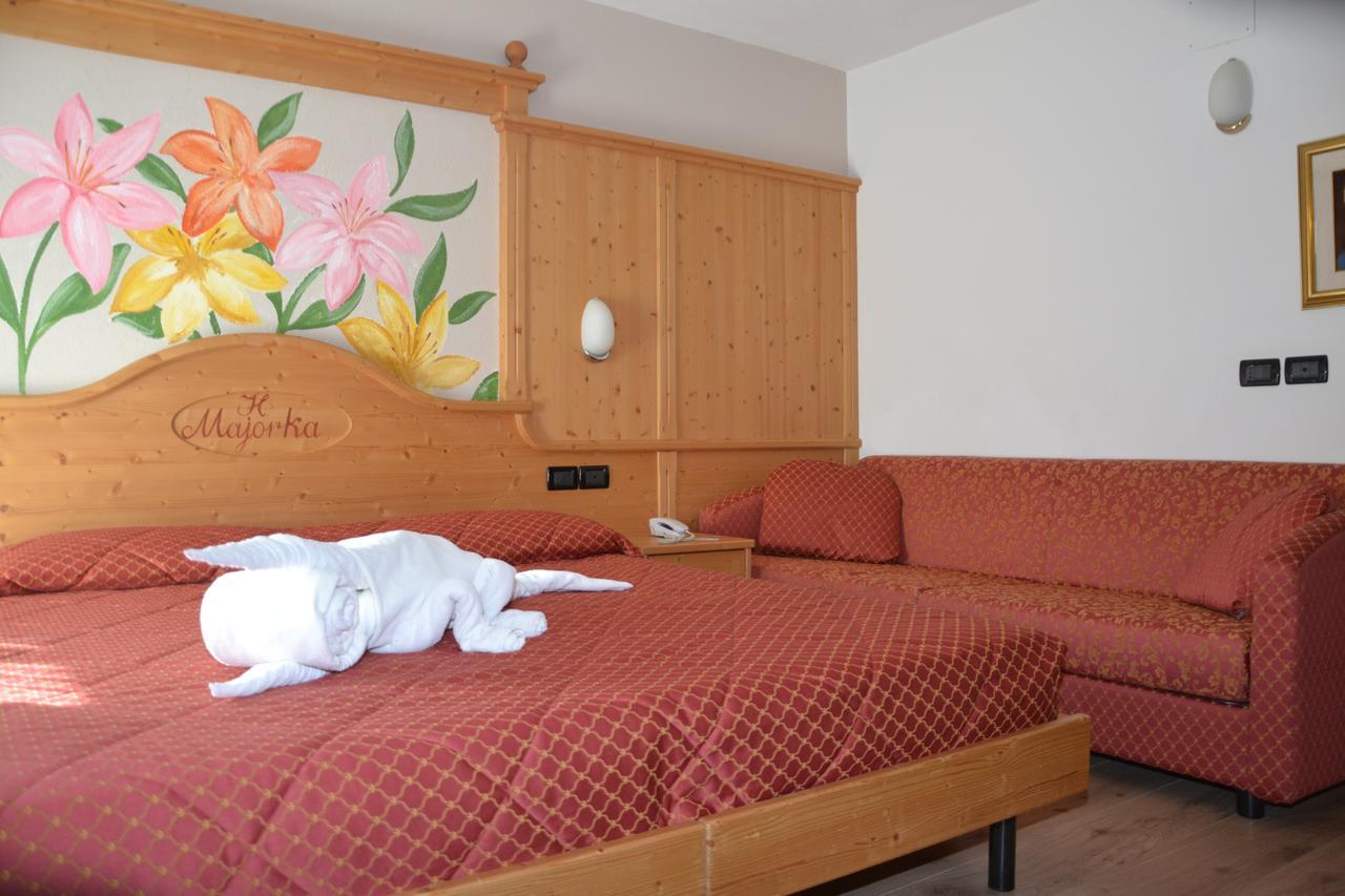 אנדלו Hotel Majorka מראה חיצוני תמונה