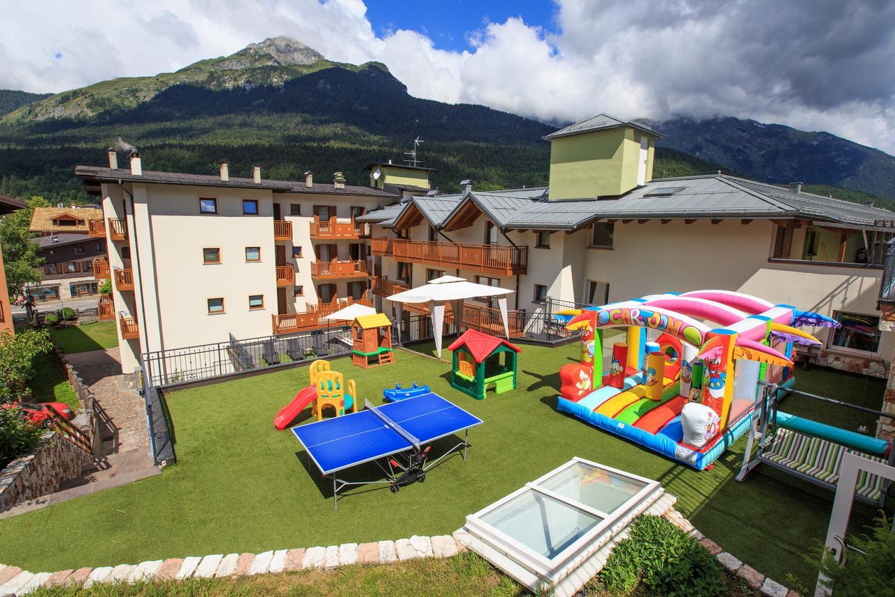 אנדלו Hotel Majorka מראה חיצוני תמונה