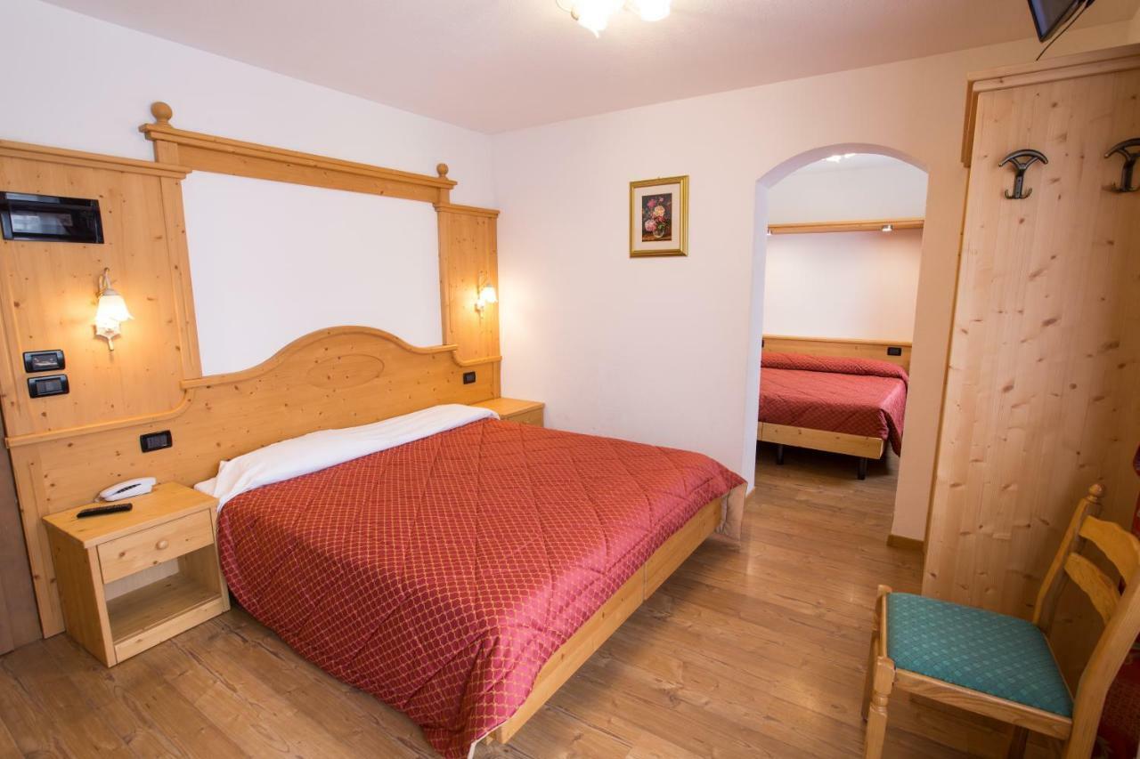 אנדלו Hotel Majorka מראה חיצוני תמונה